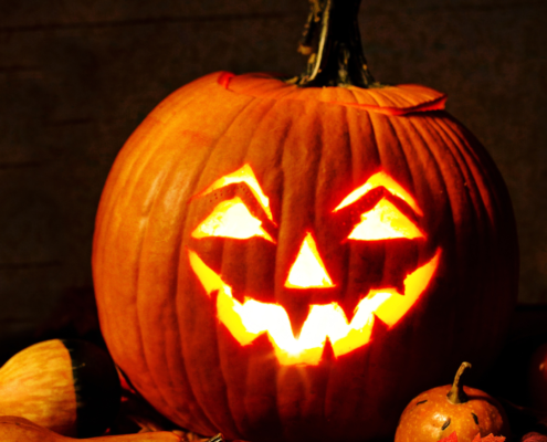 discozwemmen halloween zwembad de ijzeren man